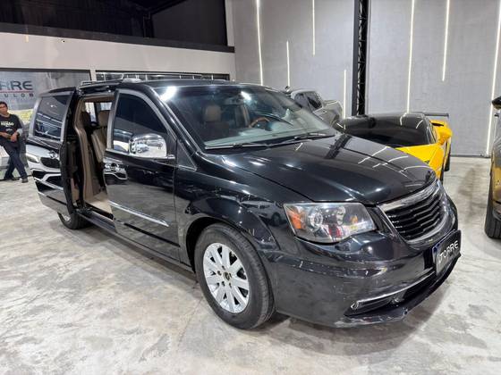 CHRYSLER TOWN & COUNTRY 3.6 LIMITED V6 24V GASOLINA 4P AUTOMÁTICO CHRYSLER TOWN & COUNTRY 3.6 LIMITED V6 24V GASOLINA 4P AUTOMÁTICO
